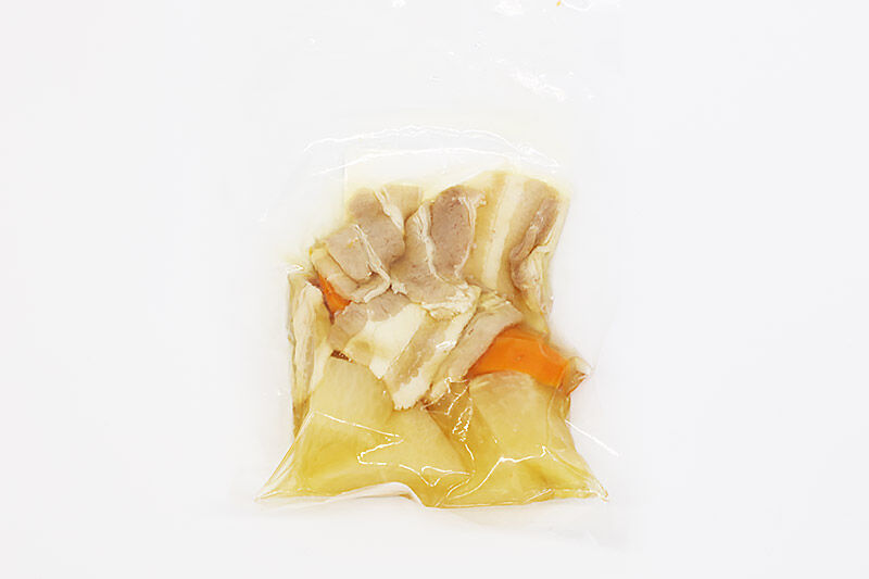 国産原料 豚バラと大根の煮物 150g×4パック 最短3〜5営業日以内発送 [ぶた肉 ブタ肉 大根 だいこん ダイコン 人参 にんじん ニンジン]