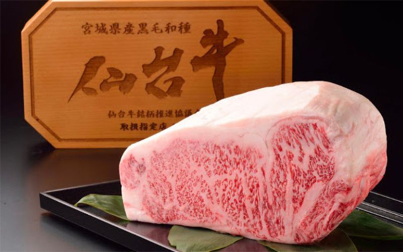 【 A5 仙台牛 】 サーロインステーキ 200g×3枚 計600g / 牛肉 肉 お肉 ブランド牛 国産牛 和牛 黒毛和牛 霜降り 赤身 焼肉 BBQ ステーキ サーロイン 鉄板焼き 人気 贈答 贈り物 プレゼント ギフト 仙台 すてーきはうす伊勢屋 【iseya004】