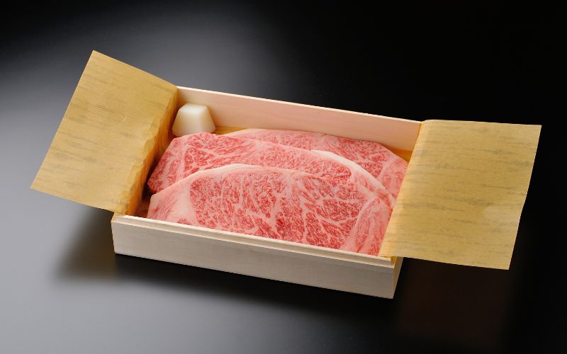 【 A5 仙台牛 】 サーロインステーキ 200g×4枚 計800g / 牛肉 肉 お肉 ブランド牛 国産牛 和牛 黒毛和牛 霜降り 赤身 焼肉 BBQ ステーキ サーロイン 鉄板焼き 人気 贈答 贈り物 プレゼント ギフト 仙台 すてーきはうす伊勢屋 【iseya005】