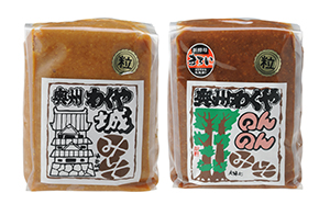 明治42年創業 川敬醸造の「赤白定番みそセット」各1kg 計 2kg 【職人の金メダル「黄綬褒章」受章】 / 味噌 みそ お味噌 味噌汁 みそ汁 朝食 和食 手作り 調味料 発酵 発酵調味料 国産 【wakuyakousya003】