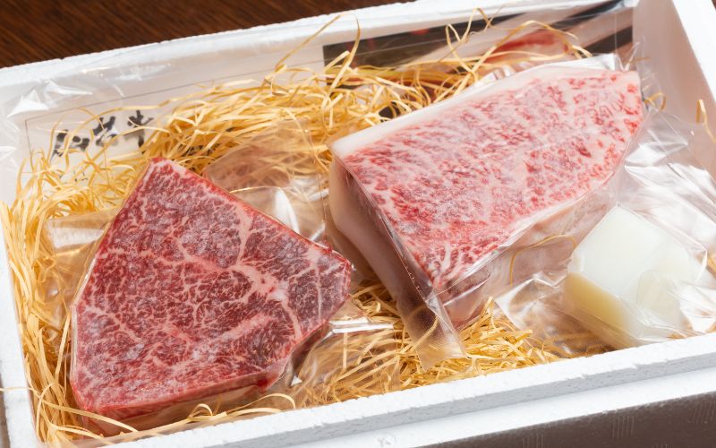 【 A5 仙台牛 】 希少部位 ランプ 120g ＆ イチボ 120g セット 計240g / 牛肉 肉 お肉 ブランド牛 国産牛 霜降り 赤身 焼肉 BBQ ステーキ 鉄板焼き 人気 贈答 贈り物 プレゼント ギフト 仙台 すてーきはうす伊勢屋 【iseya001】