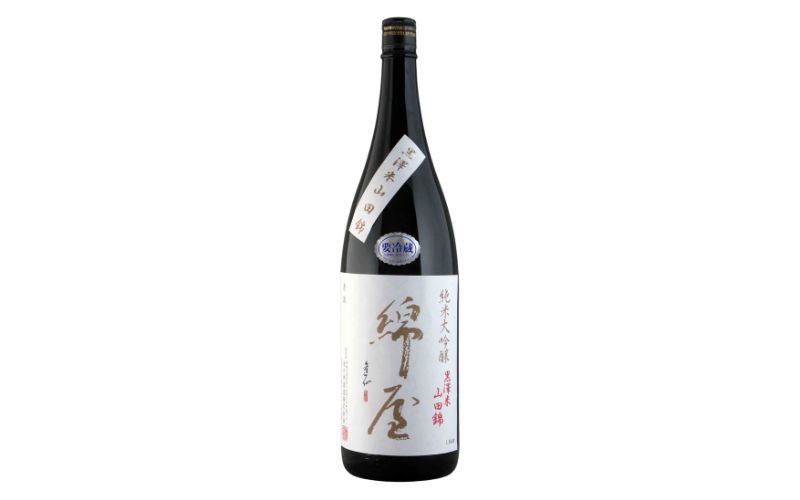 綿屋 純米大吟醸 黒澤米 山田錦 1800ml / 酒 お酒 アルコール 日本酒 銘酒 【aracha009】