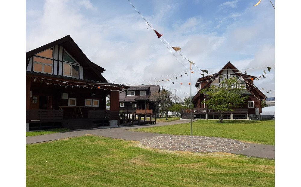 【宮城県美里町】でんえん土田畑村 宿泊補助券 9,000円分（3,000円×3枚）