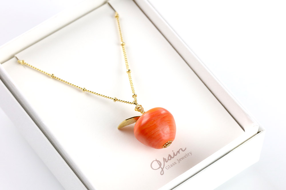 林檎ネックレス 【コーラル】ガラスジュエリー Glass Jewelry grain アクセサリー 秋田