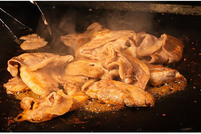 秋田県産 豚肩ロース 400g