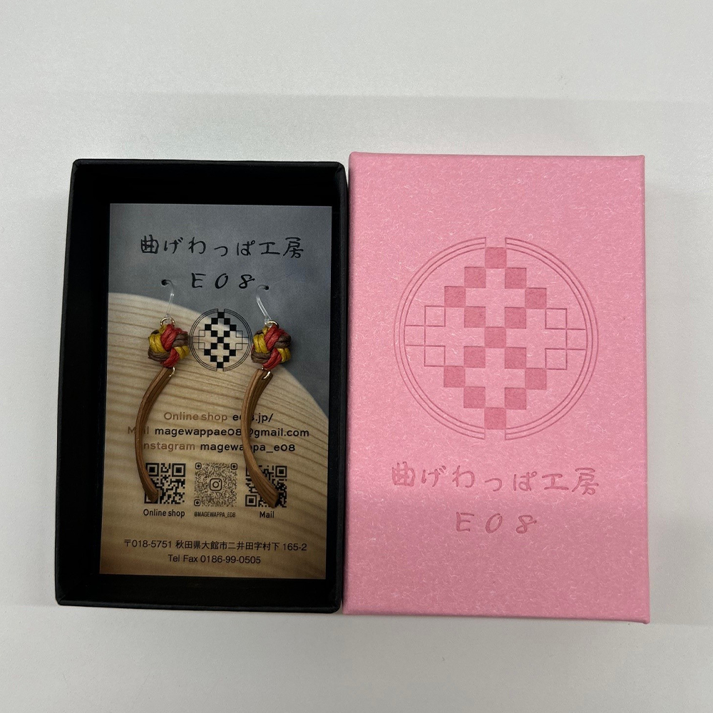 【曲げわっぱアクセサリー】スパイラルタイプ（細短デザイン）ピアス樹脂フックタイプ　【65P6016】