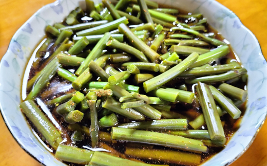 ワラビ 約500g トロっトロの食感が堪らない！【60P3230】
