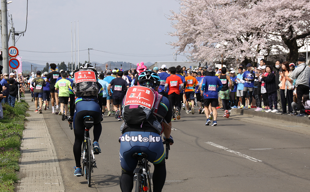 第74回山田敬藏記念ロードレース大会　ハーフマラソン出走権（1名分）　【110P8404】