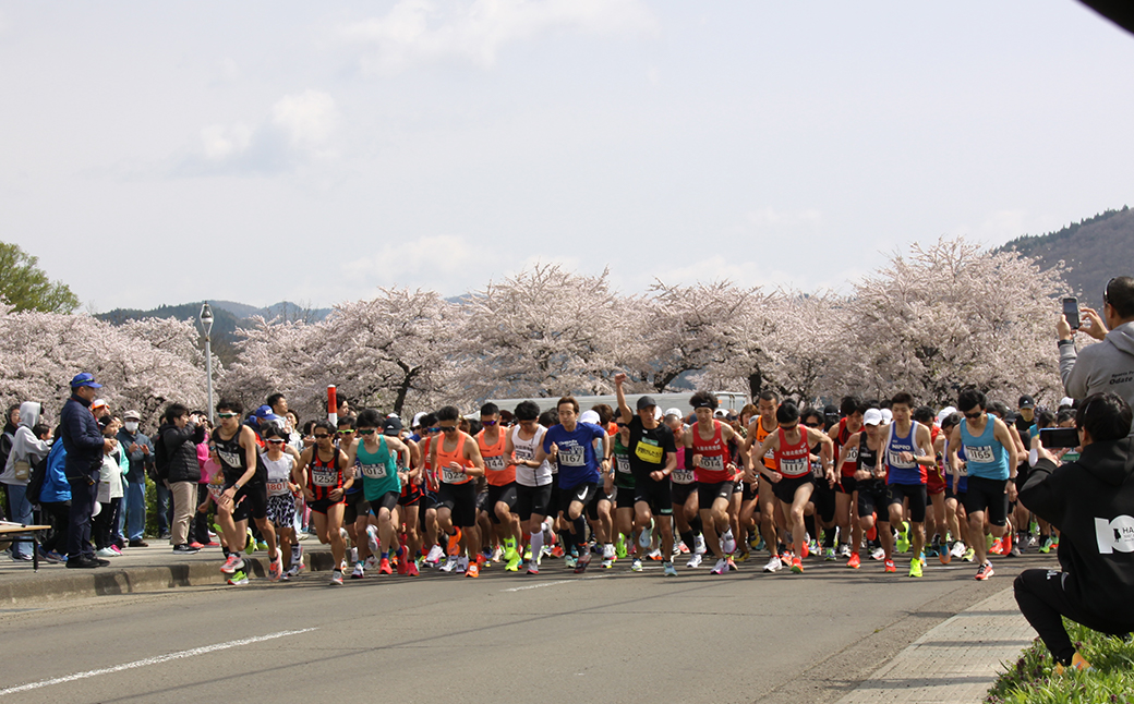 第74回山田敬藏記念ロードレース大会　ハーフマラソン出走権（1名分）　【110P8404】