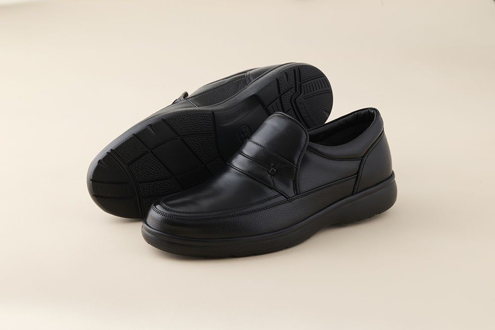 AKIO GOLF 3401 4E BL(クロ) ソフトシープと牛革のコンビ 24.0cm 黒 靴 シューズ ゴルフ メンズ 本革 革靴 紳士靴 【(株)アキオ製靴】[Q9-15901-1]