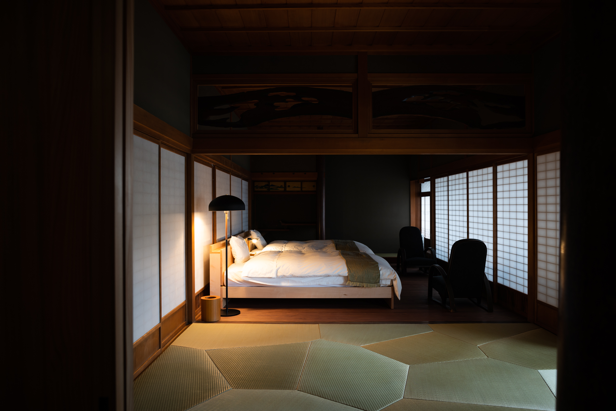 古民家をリノベーションした宿泊施設 草木ももとせ1泊2食付き2名様宿泊券【(有)アシスト實務工房】[F15401]