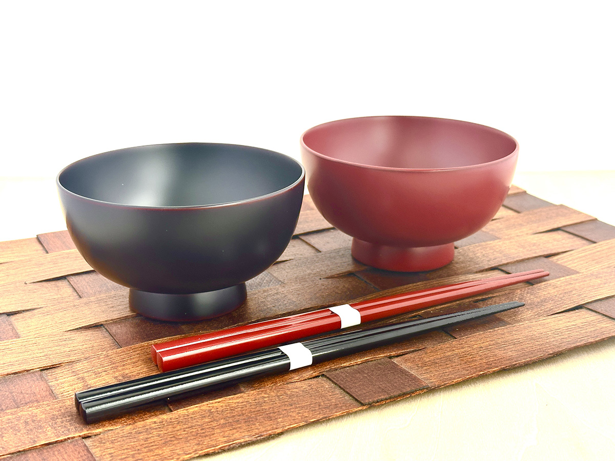 川連漆器 箸付夫婦たっぷり椀（銀朱・銀溜）紙箱入【(株)佐藤商事】[H5504]