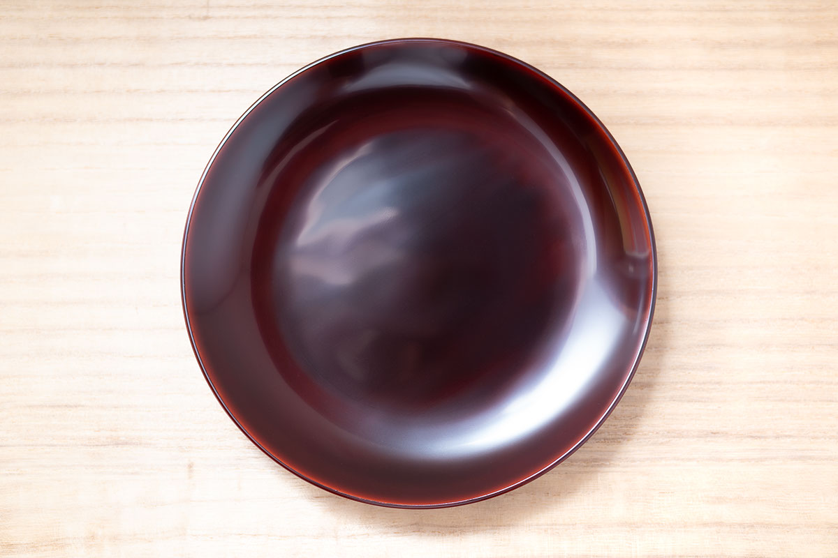 六寸 皿 溜 川連 漆器 おしゃれ 和食器 軽い オシャレ 木 木製 日本製 和風 【佐藤善六漆器店】[B9201]