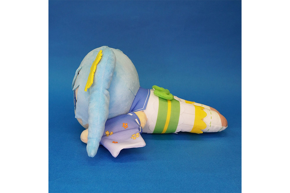 黄桜すい 寝そべりぬいぐるみ（サイズ 25cm）