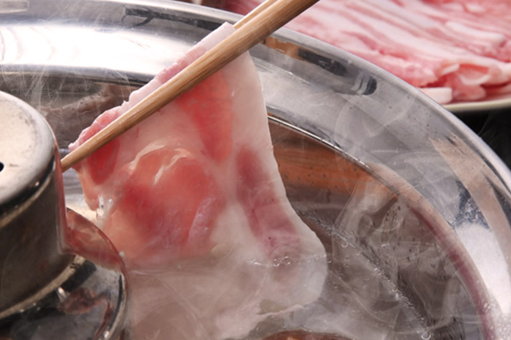 豚肉 桃豚しゃぶしゃぶセット 十和田湖高原ポークSPF桃豚 ロース（しゃぶしゃぶ用）500g 肩ロース（しゃぶしゃぶ用）500g バラ（しゃぶしゃぶ用）500g ロース 肩ロース バラ 計1.5kg