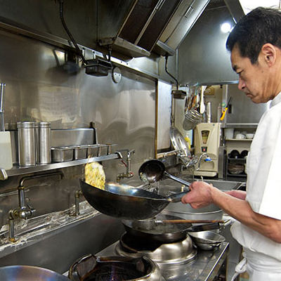 《定期便》2人前×6ヶ月 地域で大人気なお店の 担々麺 食べ比べセット（小分け 詰合せ ラーメン 生麺）