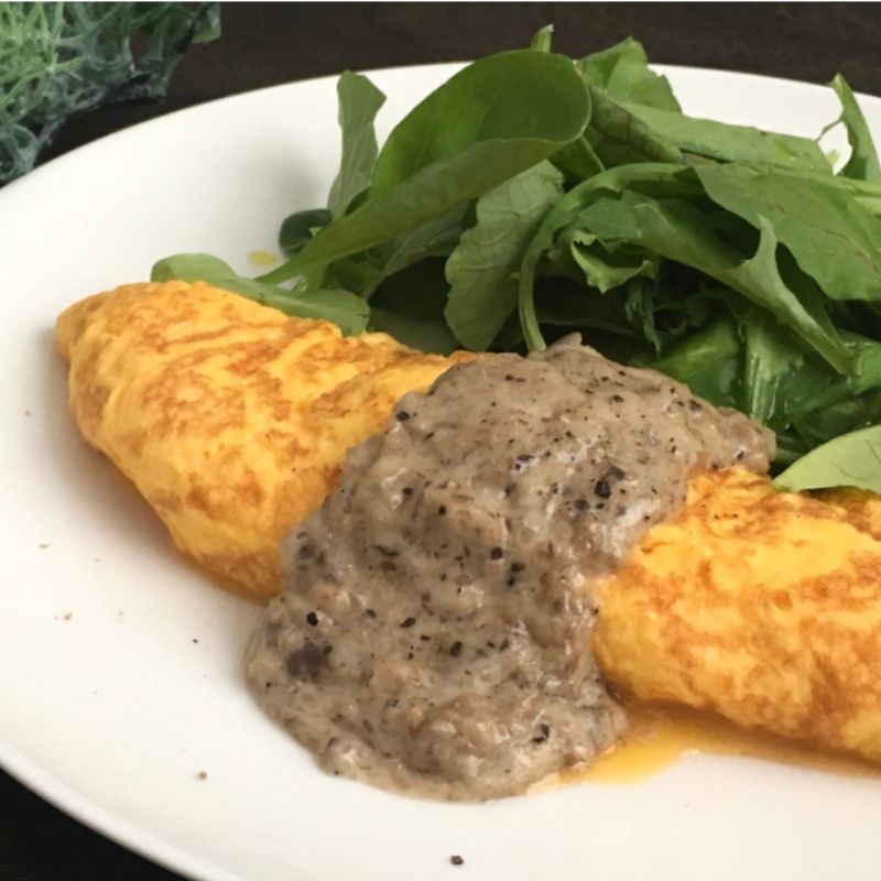 万能調味料 南仏のソース「とろっとうまみ 椎茸タプナード」100g×1個 プロヴァンス地方発祥のペースト【 オリーブ 椎茸 しいたけ きのこ 塩麹 にんにく しょっつる ソース ディップ 調味料 瓶詰 セット ギフト 国産 おつまみ ご飯のお供 秋田県 にかほ 】