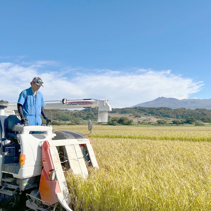 《定期便3ヵ月》【無洗米】特別栽培米サキホコレ4kg×3回 合計12kg 令和7年産 秋田県 にかほ市 お米 米 こめ