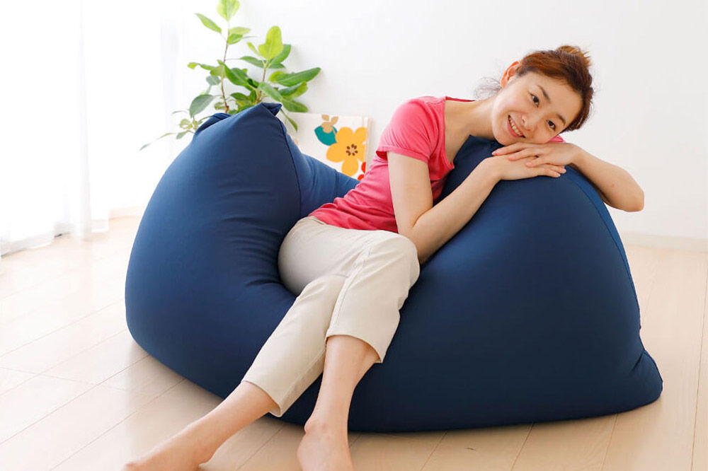 王様の夢ごこちソファ クッション ボルドー ビーズクッション ビッグクッション インテリア 秋田県 八峰町 [クッション ビーズ ソファ カバー付き 椅子 日本製 大きい 国産 もちもち]