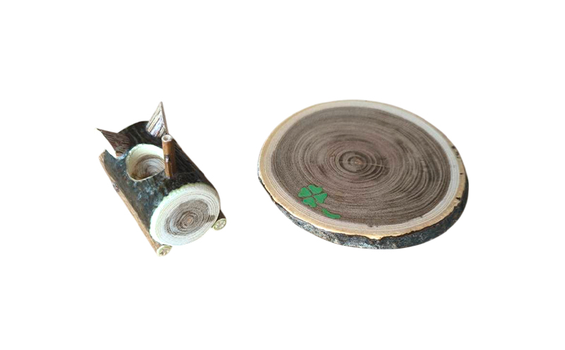 木製 まったり猫の皮付アロマウッド 台座付き ［長者森工房］ 秋田県 羽後町 【 アロマ ディフューザー リビング インテリア 天然木 無地 雑貨 おしゃれ 和風 縁起物 】