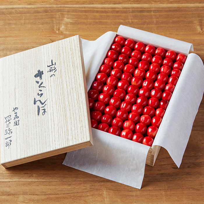 【定期便4回】★限定20セット★贈答用 最高級桐箱入り 山形特撰フルーツ便 【令和8年産先行予約】FU23-769