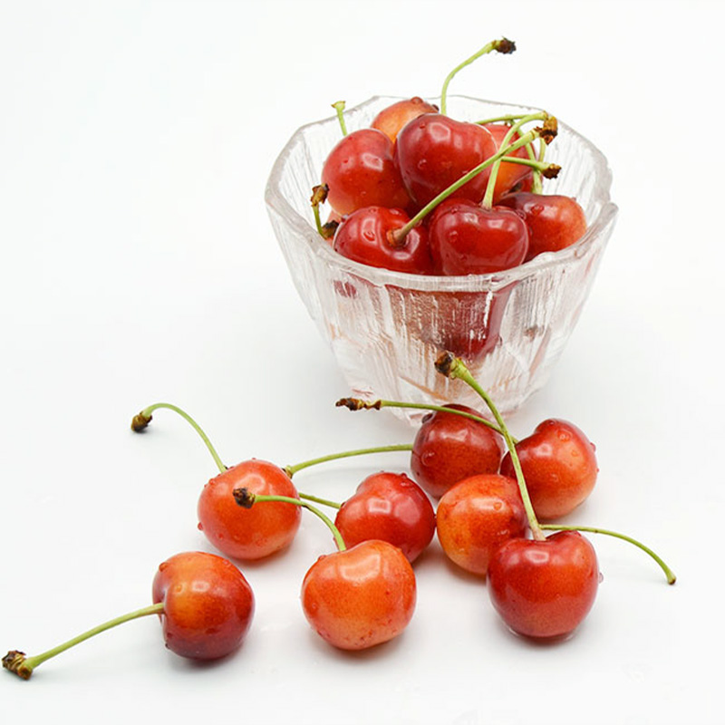 山形のさくらんぼ 紅秀峰 360g Lサイズ以上 (180g×2パック) 【令和8年産先行予約】FS25-021