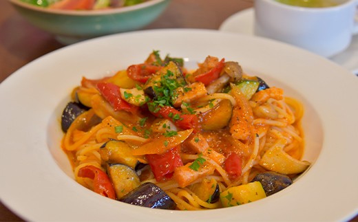 ＜地元食材たっぷりの農園レストラン＞トラットリア・ノンノ お食事券【6,000円分】  F3S-2652