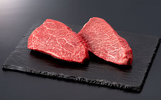 産地直送 4等級以上 山形牛 ステーキ セット 700g（サーロイン200g×2枚、もも150g×2枚） にく 肉 お肉 牛肉 山形県 新庄市  F3S-0597