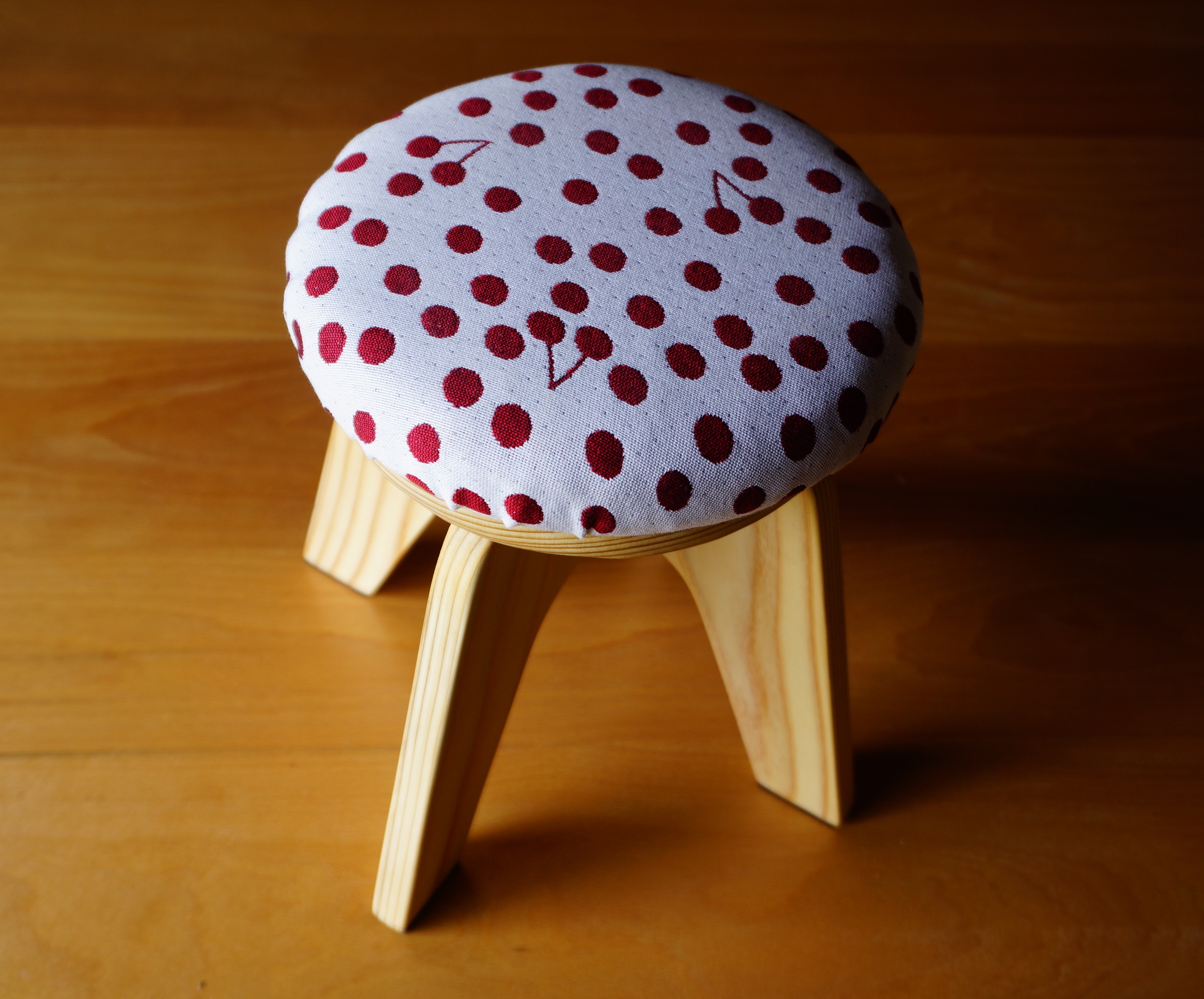 Co.isu（米織小紋さくらんぼ白） 山形県 東根市　hi048-019