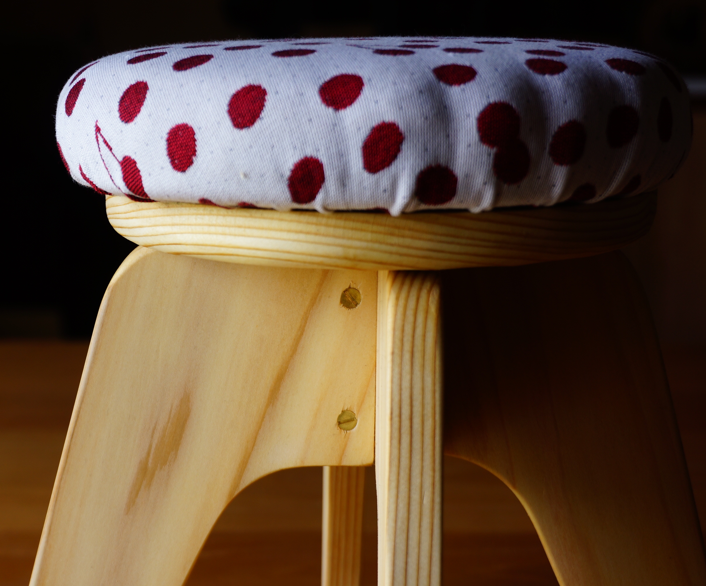 Co.isu（米織小紋さくらんぼ白） 山形県 東根市　hi048-019