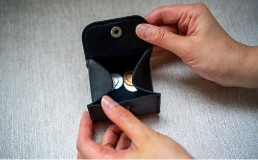 本革コインケース（黒色）7.5×7.5cm【ann's  jam・ハンドメイド品】