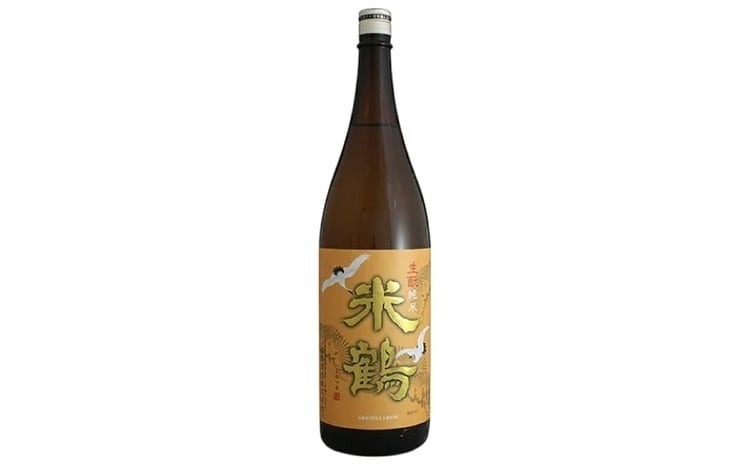 ≪Kura Master2022 プラチナ賞受賞≫ 生? 米鶴 純米酒 1800ml 1本 日本酒 [米鶴酒造 山形県 高畠町 tk06ays710059] 一升瓶 お酒 酒 地酒