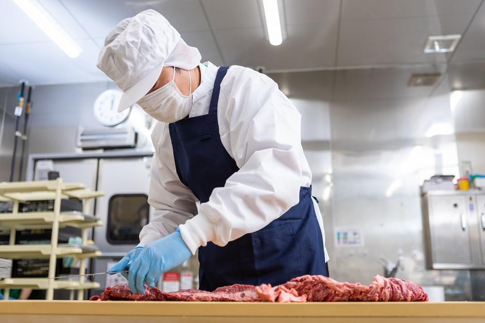 【定期便/計9回】味付き牛ハラミ　1kg(200g×5)　計9kg | 特製タレ 焼くだけ 手作業で加工 焼肉 お取り寄せ バーベキュー ふるさと納税はらみ ふるさと納税ハラミ 柔らかい やわらかい 父の日 | EQ040-1000g-t9