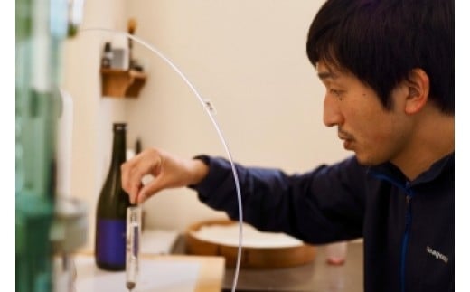 日本酒　純米大吟醸　いのち　1,800ｍｌ・蒔絵グラス　セット　ギフト　お土産　大和川酒造　会津　喜多方【07208-0084】