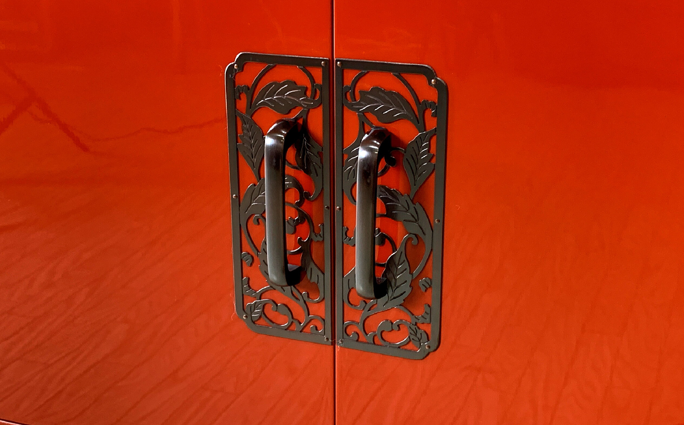 70巾桐モダンコンソールテーブル 両開 朱 《創業明治2年 田中家具 謹製》 家具 伝統 暮らし インテリア 人気 ランキング おすすめ ギフト 故郷 ふるさと 納税 福島 ふくしま 二本松市 送料無料【田中家具】