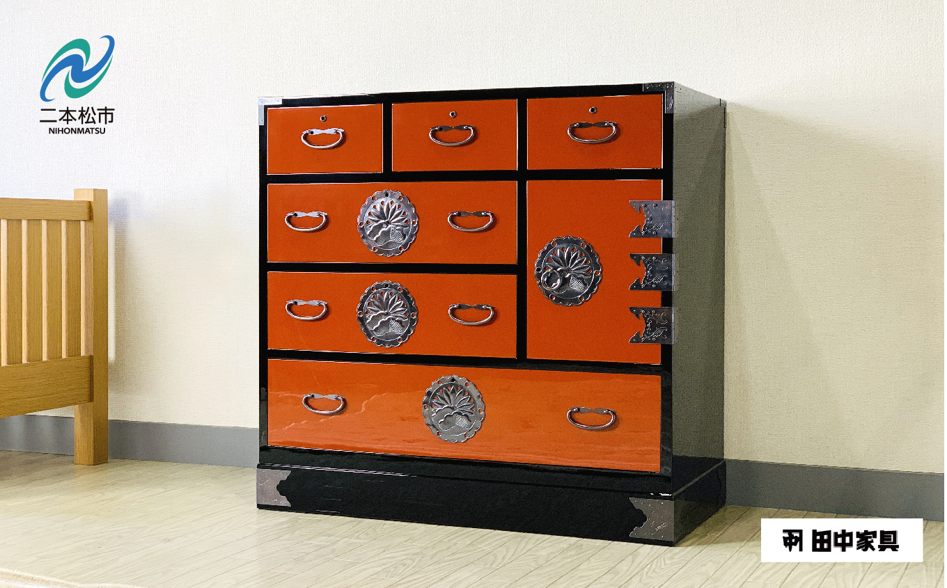 30朱塗チェスト 片開下一 朱と黒 《創業明治2年 田中家具 謹製》 家具 伝統 暮らし インテリア 人気 ランキング おすすめ ギフト 故郷 ふるさと 納税 福島 ふくしま 二本松市 送料無料【田中家具】