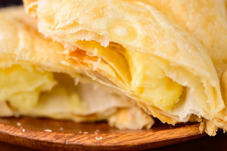 会津 クロワッサン べこやき 12個（3味アソート）ギフトBOX入　※沖縄・離島への配送不可