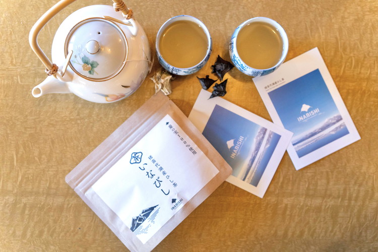 1çµè²žåã»å®å
šãã©ã€ããŒã è麊æã¡äœéšãã±ããïŒ5åæ§åïŒ