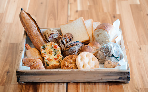 パンおまかせ便 （10～12種類）ドモンパン Domon pan 80サイズ 猪苗代 本格 ハード系 ハードパン ※離島への配送不可