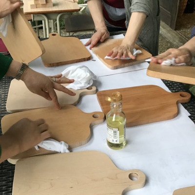 好きな樹種で作るオリジナルのカッティングボードワークショップ(2名様)【配送不可地域：離島・沖縄県】【1608540】