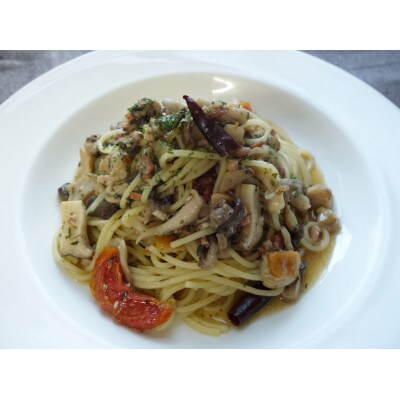 グルービーのパスタ&ドレッシング・グルメAセット【パスタ3食+ドレッシング1本(にんじん)】【配送不可地域：離島・沖縄県】【1624115】