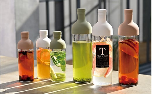 HARIO フィルターインボトル 300ml（スモーキーグリーン）［FIB-30-SG］｜ハリオ 耐熱 ガラス 食器 器 保存容器 キッチン 日用品 キッチン用品 日本製 おしゃれ かわいい 水出し お茶 茶葉 水筒 ボトル 持ち運び_BE80