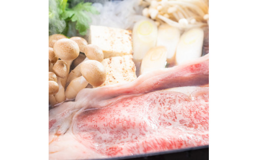 古河市で育った常陸牛！霜降（ロース）すきやき用800g | 肉 牛肉 800グラム 国産 茨城県 ブランド 冷凍 すきやき すき焼き しゃぶしゃぶ バラ 霜降り 霜降 高級 贅沢 ギフト 贈答 贈答用 プレゼント 送料無料 _AO06 ※離島への配送不可