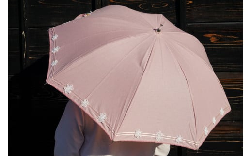 雪華模様の刺繍入り日傘（晴雨兼用・サイズ50ｃｍ・UV加工・麻50％綿50％）カラー：ピンク | 日傘 50センチ 晴雨兼用  UV加工 レディース 雪の結晶 ピンク おしゃれ かわいい スタイリッシュ 雨 梅雨 夏 日差し 日よけ 贈答 贈り物 プレゼント 父の日 母の日 お中元 お歳暮 御歳暮 茨城県 古河市 _BL21