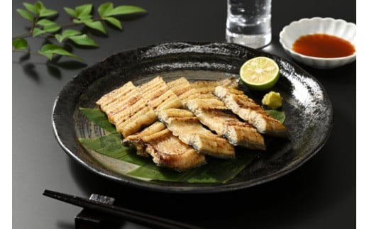 うなぎ 炭火 白焼き 特上 1人前 備長木炭使用 老舗増田家 | うなぎ 鰻 ウナギ 国産 白焼き うな重 ひつまぶし 山椒 人気 おすすめ 取り寄せ お取り寄せ グルメ 惣菜 ギフト 贈答 贈り物 プレゼント お中元 お歳暮 御歳暮 茨城県 古河市 直送 店舗直送 _ED07