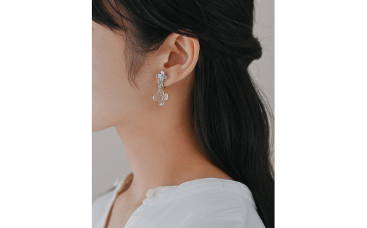 HARIO イヤリング ハナタバ HANS-HT-E-NF｜耐熱 ガラス アクセサリー ハリオ 職人 繊細 フォーマル カジュアル きれいめ おしゃれ 20代 30代 40代 贈答 プレゼント ギフト 贈り物 お祝 ご褒美 記念品 _FU25 ※離島への配送不可