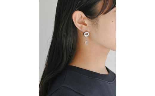 HARIO ピアス アメ HANS-AM-P-TI｜耐熱 ガラス アクセサリー ハリオ 職人 繊細 フォーマル カジュアル きれいめ おしゃれ 20代 30代 40代 贈答 プレゼント ギフト 贈り物 お祝 ご褒美 記念品 _FU22 ※離島への配送不可