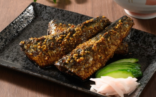 【定期便】全2回（隔月）骨ごとさんま・骨ごといわしの詰め合わせ 5切×3袋、160g×2袋｜ 魚 さかな サンマ 秋刀魚 イワシ 鰯 煮魚 やわらかい おいしい ご飯のお供 学校給食 骨まで食べられる 定期便 ギフト 贈答 プレゼント ご褒美 贈り物 家庭 加工品 食料 _BJ13