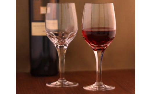 カガミクリスタルのワイングラス〈プレステージライン〉K9802-F8 | ワイン グラス キレイ 上品 お祝い プレゼント 記念日 ギフト ご褒美 オリジナル 日本土産 クリスタルガラス グラス コップ 伝統 日本製 プレゼント 贈り物 卒業祝い 就職祝い 記念品 贈答品 茨城県 龍ケ崎市