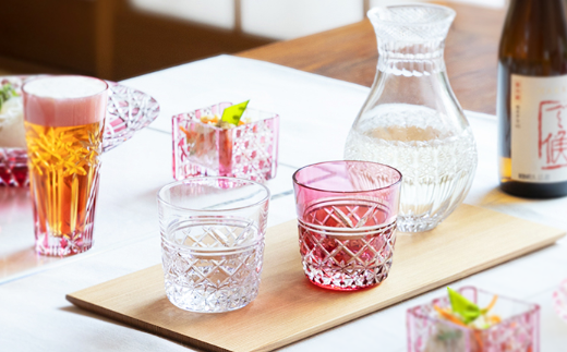 カガミクリスタルの江戸切子 ペア冷酒杯「結」TPS736-2948-AC | 日本酒 グラス キレイ 上品 お祝い プレゼント 記念日 ギフト ご褒美 オリジナル 日本土産 クリスタルガラス グラス コップ 伝統 日本製 プレゼント 贈り物 卒業祝い 就職祝い 記念品 贈答品 父の日 母の日 茨城県 龍ケ崎市 カガミクリスタル株式会社